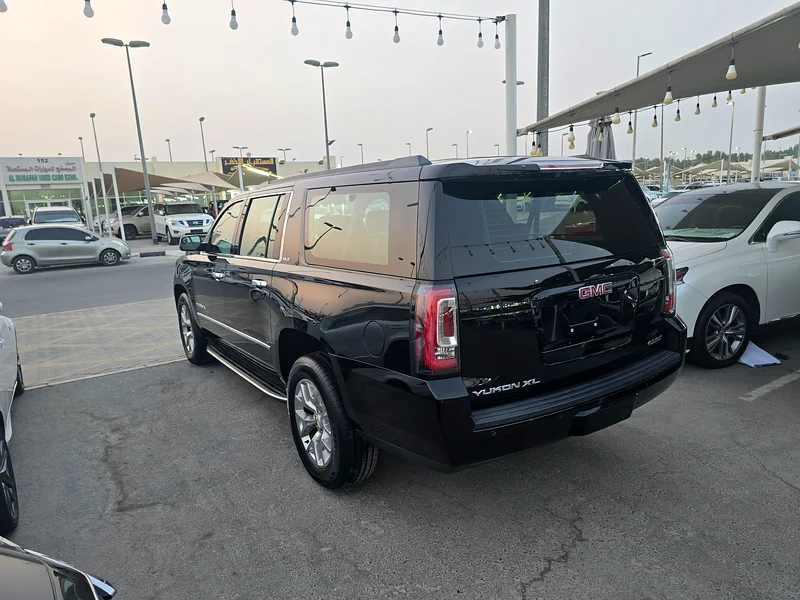 GMC YOKAN XXL SLE 2020 GCC EXCELLENT CONDITION ONE OWNER FULL SERVICE63613468051715113