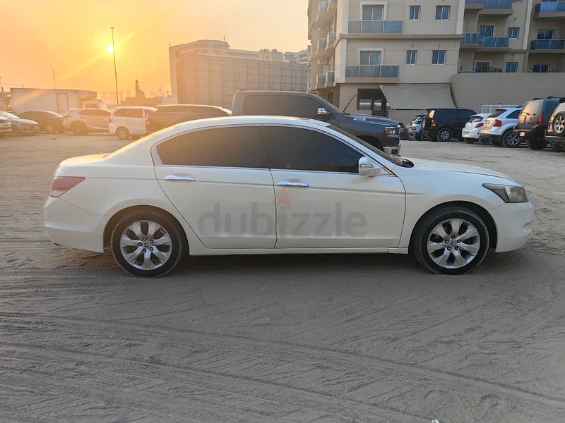 Honda accord very clean63612064335363111