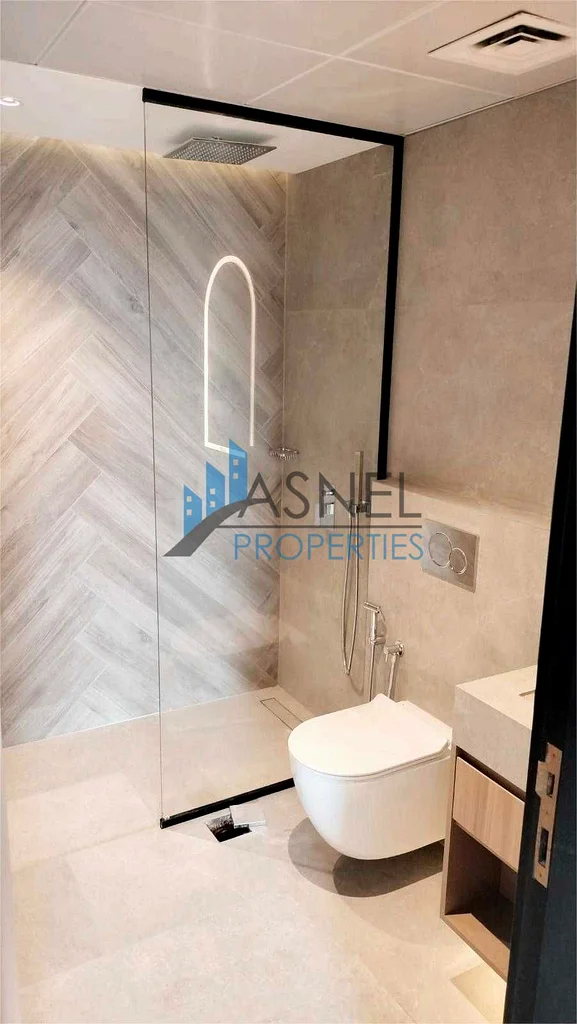 شقة مكونة من غرفتين نوم محدثة | شرفة كبيرة | غير مؤثثة | جاهزة للانتقال | شاغرة63765284305410111