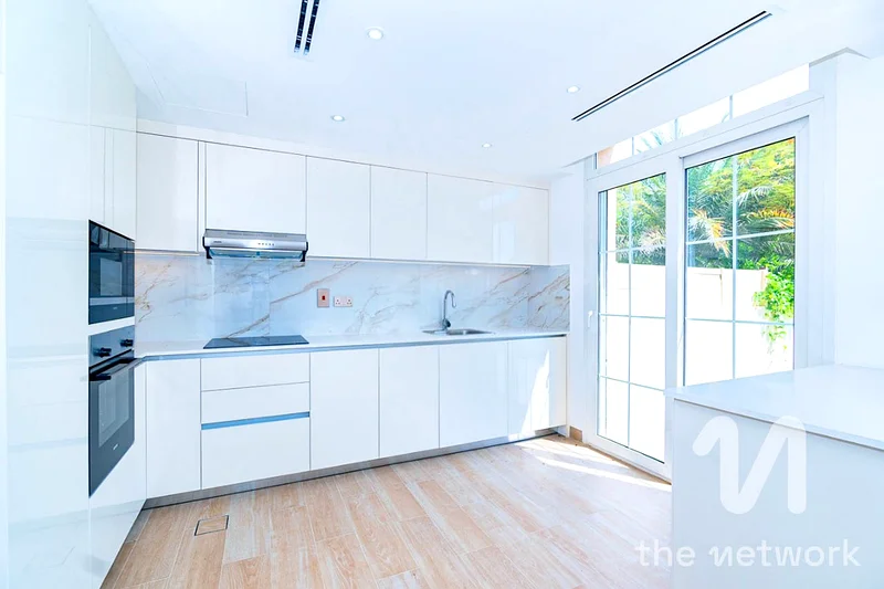 Upgraded | Converted to 3 Beds | Private Pool63923428472833112