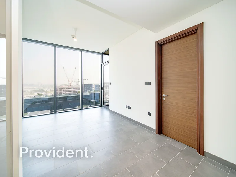 Modern 1BR | Pool View | The Crest Tower B63759561666434114
