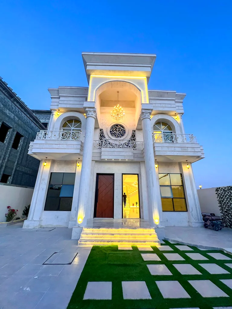 فيلا للبيع في عجمان، منطقة الحيلو، طابقين، تصميم كلاسيكي63906123940353111