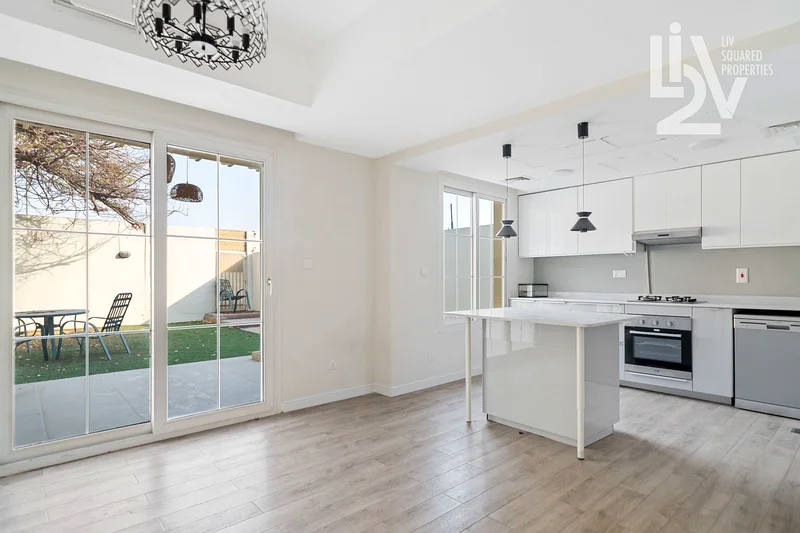 SINGLE ROW | NEAR DBS | UPGRADED VILLA63729026168321113