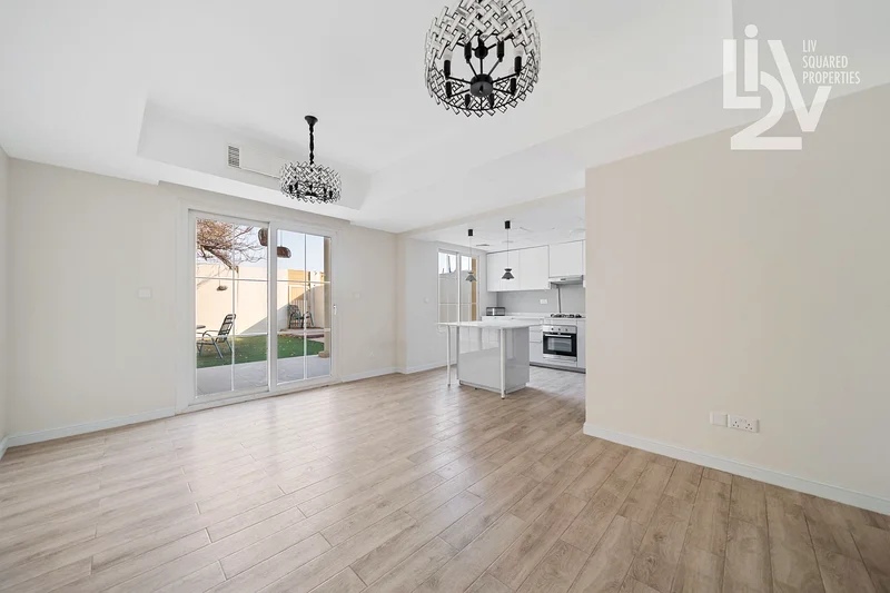 SINGLE ROW | NEAR DBS | UPGRADED VILLA63729026168321112
