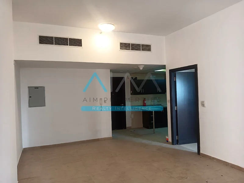 شقة حديثة من غرفة نوم واحدة مع شرفة خاصة | راحة بدون مبرد وجو بجانب المسبح63747902048129111