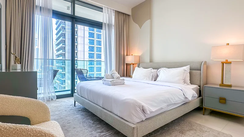 Experience Bliss 1BR Haven with Stunning Sea Views63830029977603114