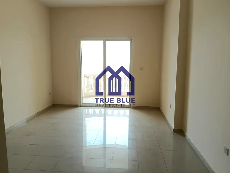 ستوديو واسع | غير مفروش | جاهز للانتقال63814366348801111
