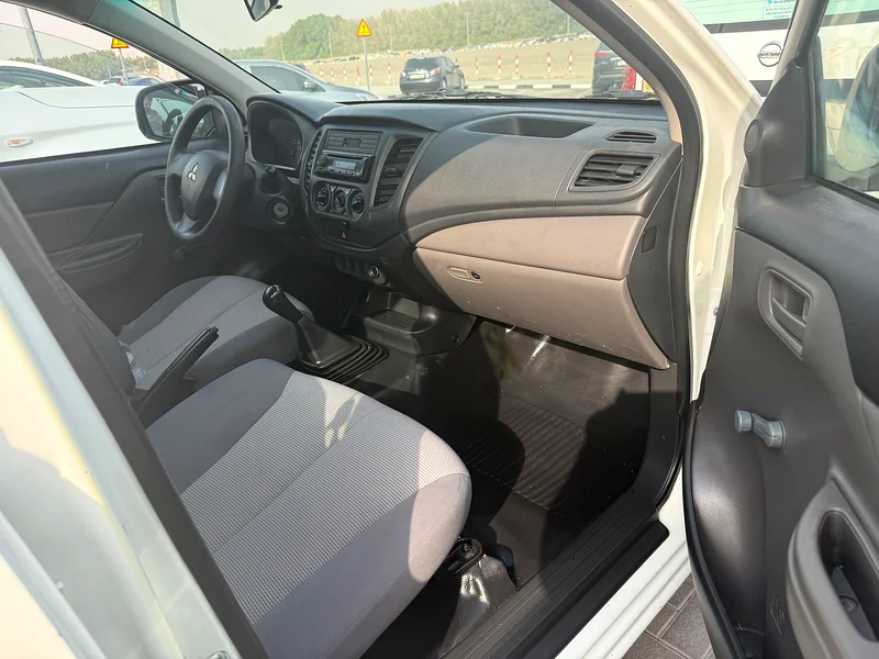 Mitsubishi L200 Pick UP 2016 Model 4X2 Excellent condition63612069904515114