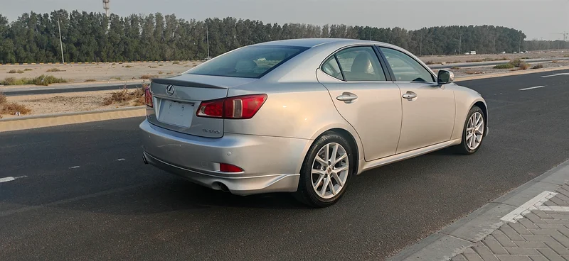 Lexus is 300 Model 201263612073938689112