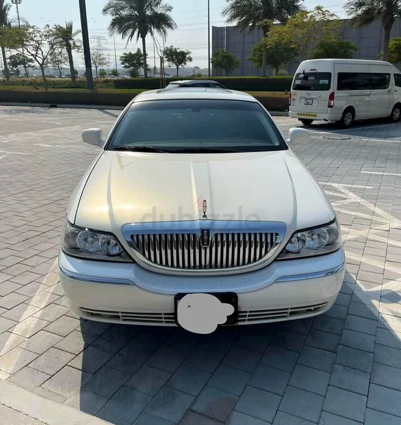 2003 Lincoln town car - cartier Edition63613734584067112