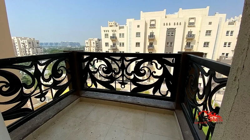 Vacant | Close to Carrefour | High Floor Unit63917564555650114