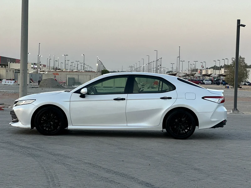 CAMRY MODEL 2019 GCC CAR PERFECT CONDITION INSIDE AND OUTSIDE FULL OPTION ONE OWNER63612450171138113
