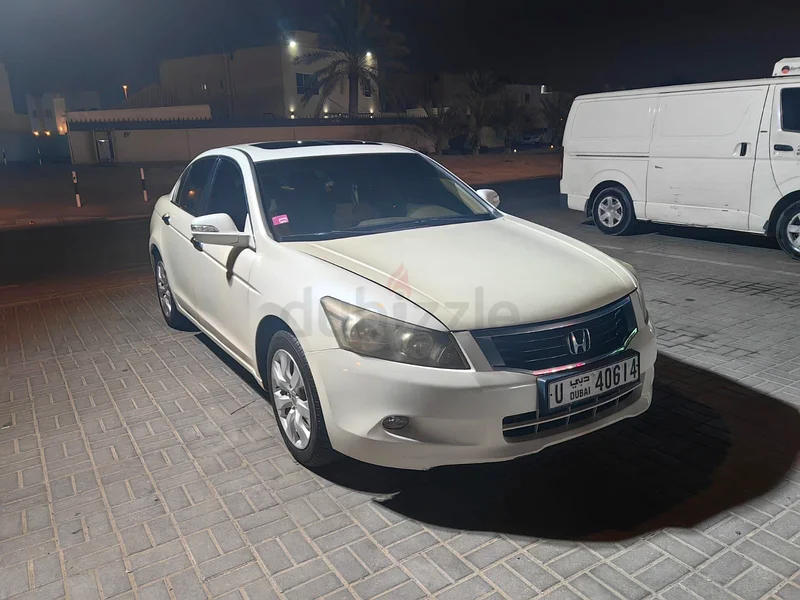Honda accord very clean63612064335363113