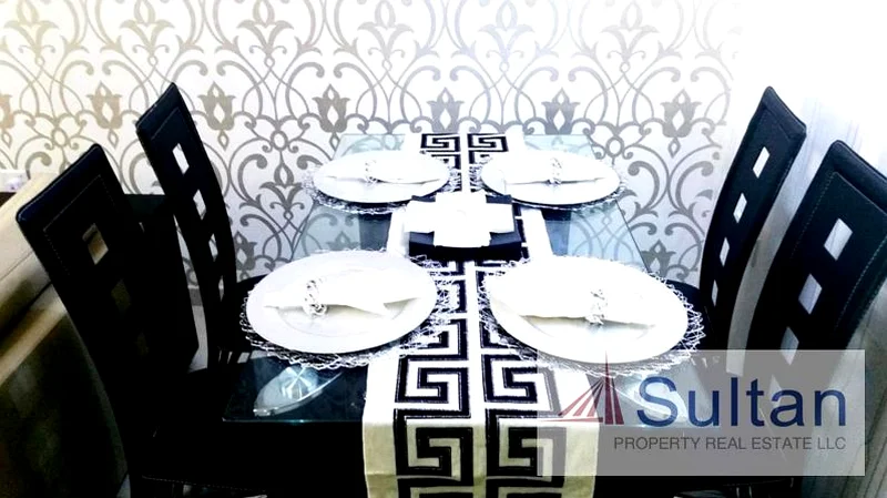 بحيرة جميلة/ بحر/مسبح مع إطلالة ووصول مباشر للشاطئ63860349519234112