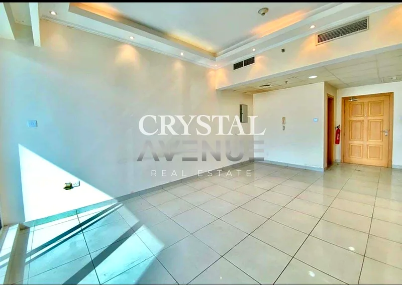 Unfurnished  | Multiple units available | Near metro63654982665474113