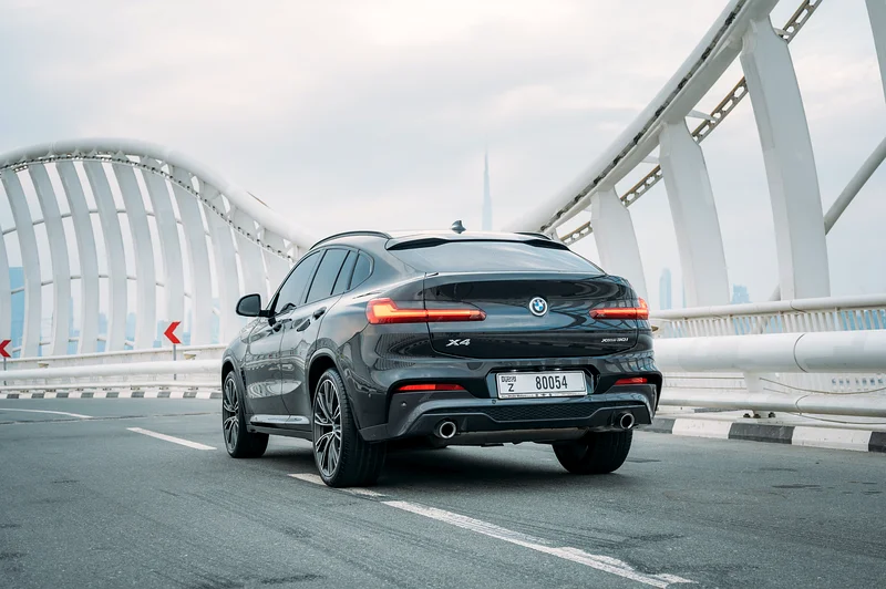 Xdrive 30i63612093253634113