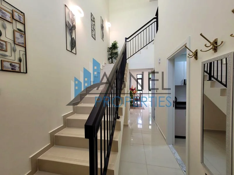 فيلا فسيحة من 3 غرف نوم + غرفة خادمة | مفروشة بالكامل | شاغرة63654981757185114