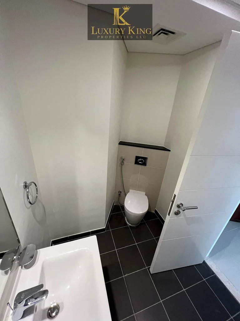 STUDIO | POOL VIEW | ReadyTo Move|Negotiable63741526546947113