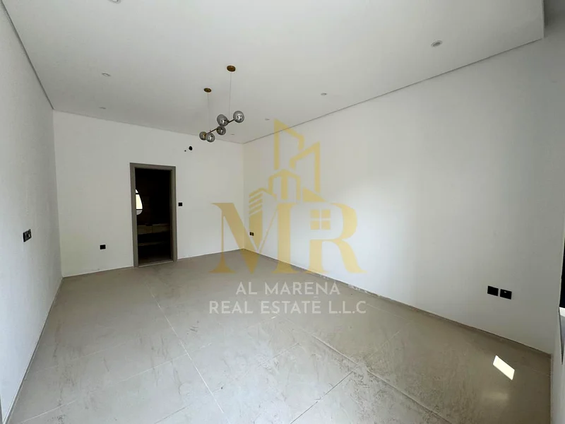 A villa at a price that includes registration and ownership fees on the main street, ready for living in the finest areas of Ajman, freehold ownership63906123987203114