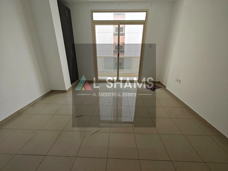 شقة واسعة مكونة من غرفة نوم واحدة للإيجار في النهدة 2 بالقرب من محطة الحافلات63757382276481114