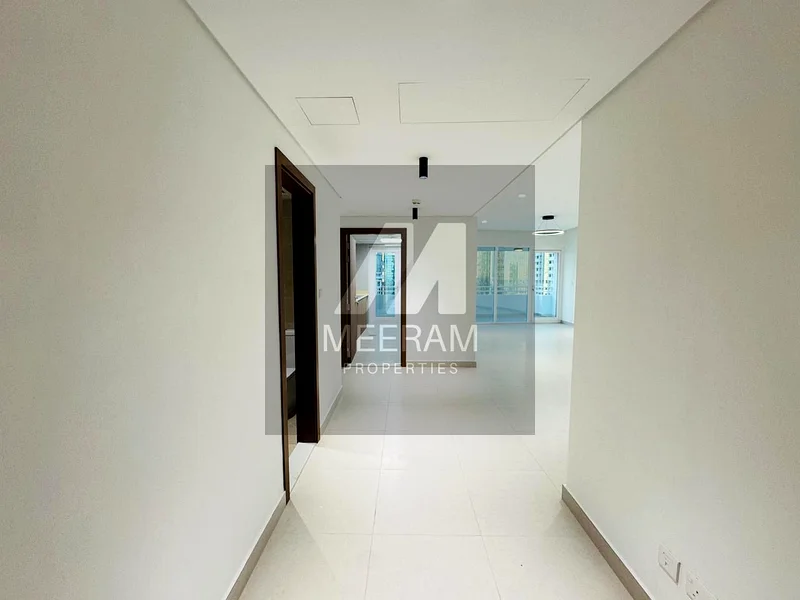 Sleek Interior | Well Maintained | Ideal Location63745470894979111