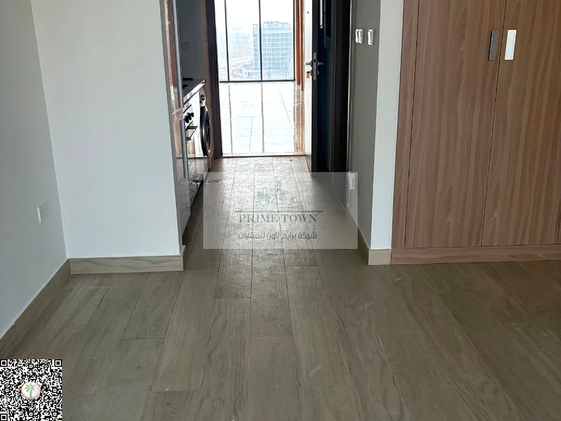 مكيف حر | غير مفروش | طابق عالي63803840349570112