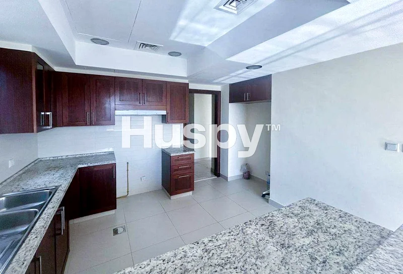 Vacant | Single Row | 4 Cheques63727208253314113