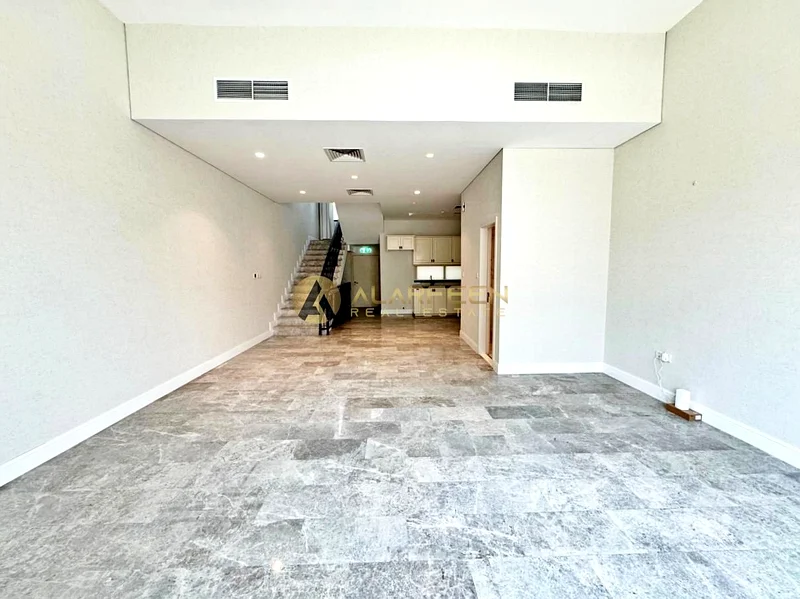 Community View | Prime Location | Spacious Villa63782728497282114