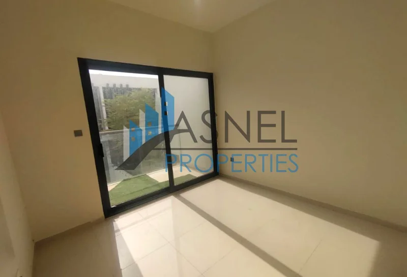 Spacious 3 Bedrooms + Maid | Middle Unit | Best Offer63741440004865113