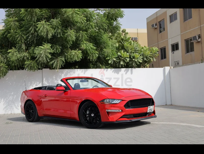 Ford mustang convertible red GT63612081747970112