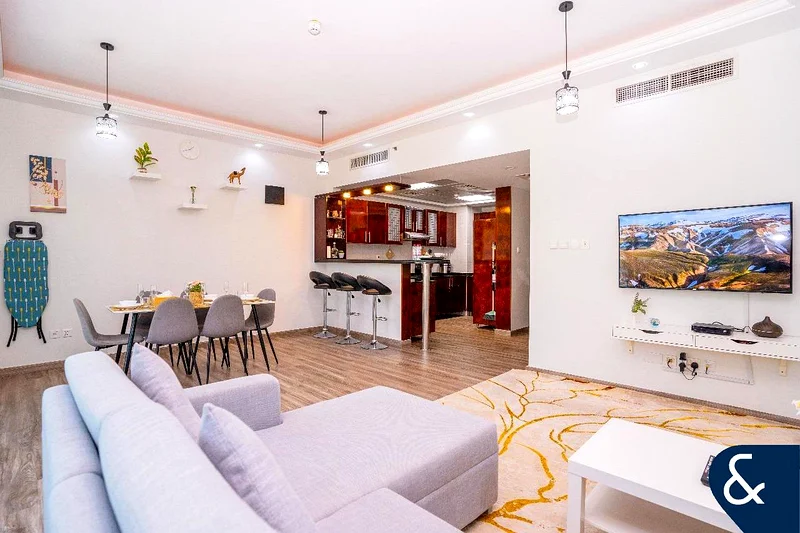 2 Beds | Furnished | Upgraded | Marina Views63775020421761110