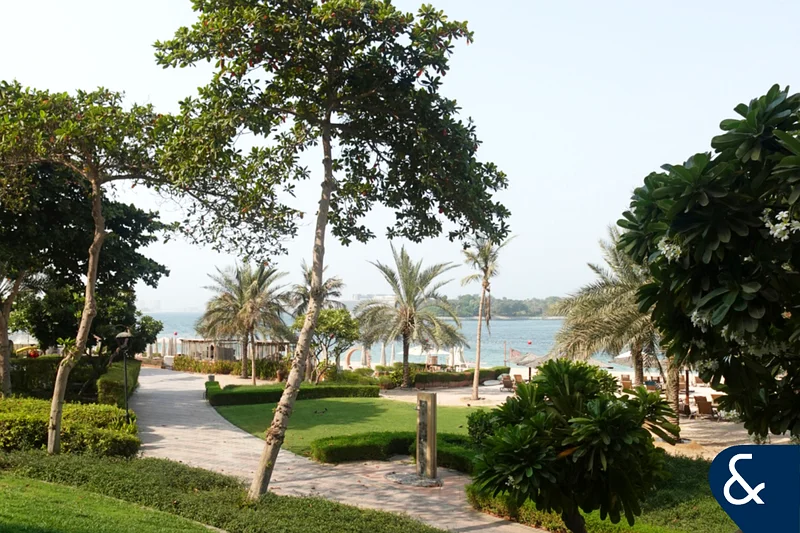 شاغرة عند النقل | طابق عالي | نوع C64010235079299111