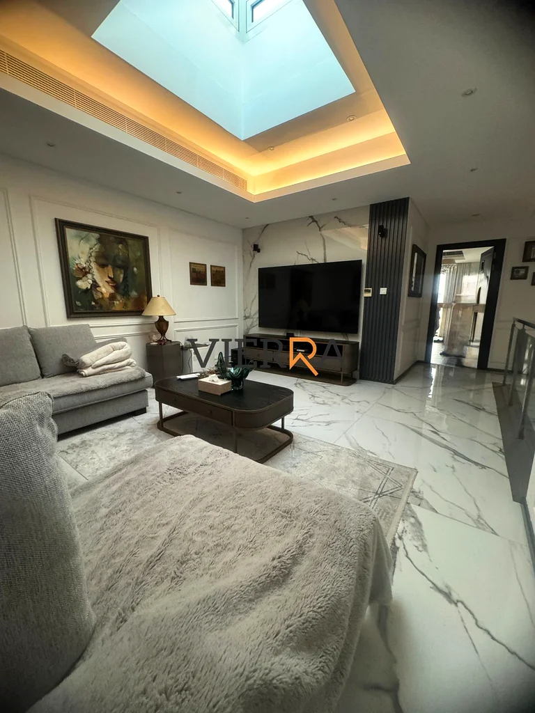 4 غرف نوم + خادمة | واسعة وأنيقة | مؤثثة بالكامل63804875028738113