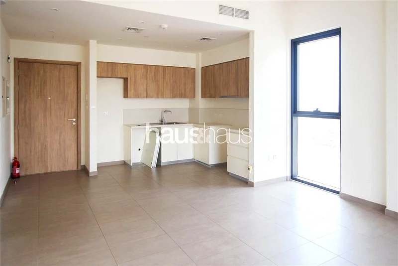 Corner Unit | Prime Location | Vacant63754624880258112