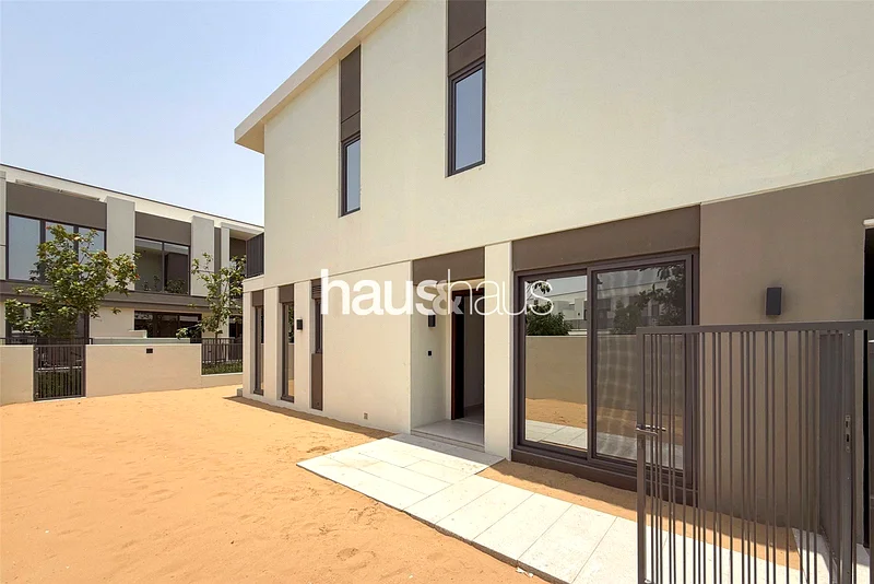Prime Location | Genuine Seller | Multiple Options63929456990081114