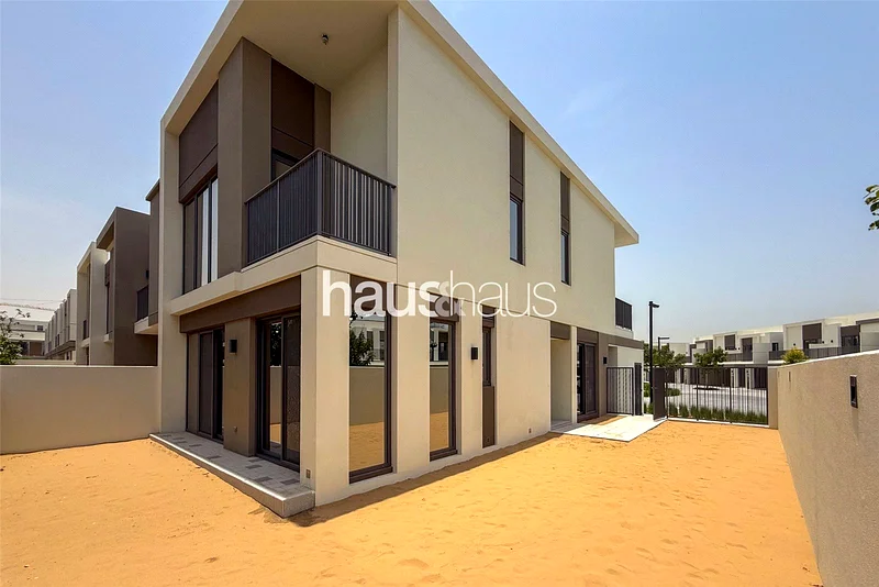 Prime Location | Genuine Seller | Multiple Options63929456990081113