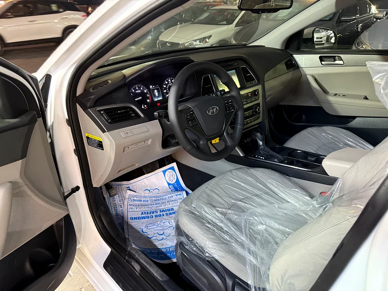 Accident Free | Beige Interior | Brand new Battery | VCC63612086308225111
