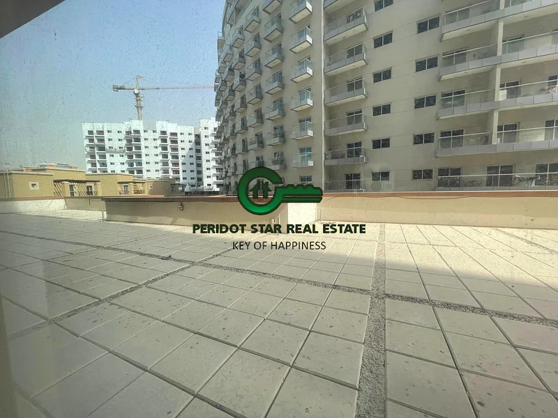 OFFICE FOR RENT OPPSITE LULU MALL (DSO)63615249456770111