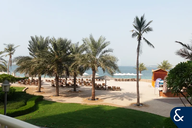 شاغرة عند النقل | طابق عالي | نوع C64010235079299110