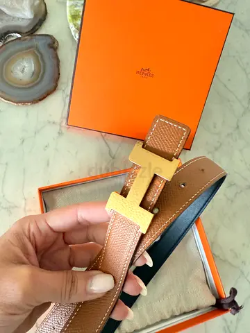 Hermes Hammered Constance belt 75
