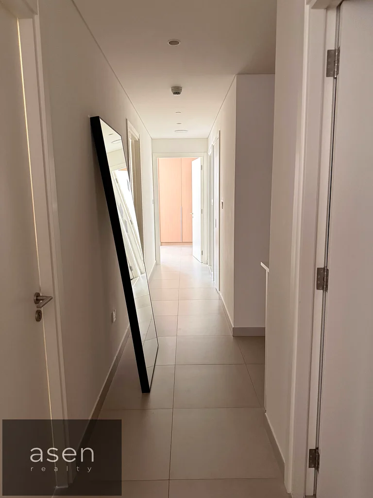 Vacant| BRIGHT AND SPACIOUS  | LARGE LAYOUT I Direct Buyers Only64024620654721112