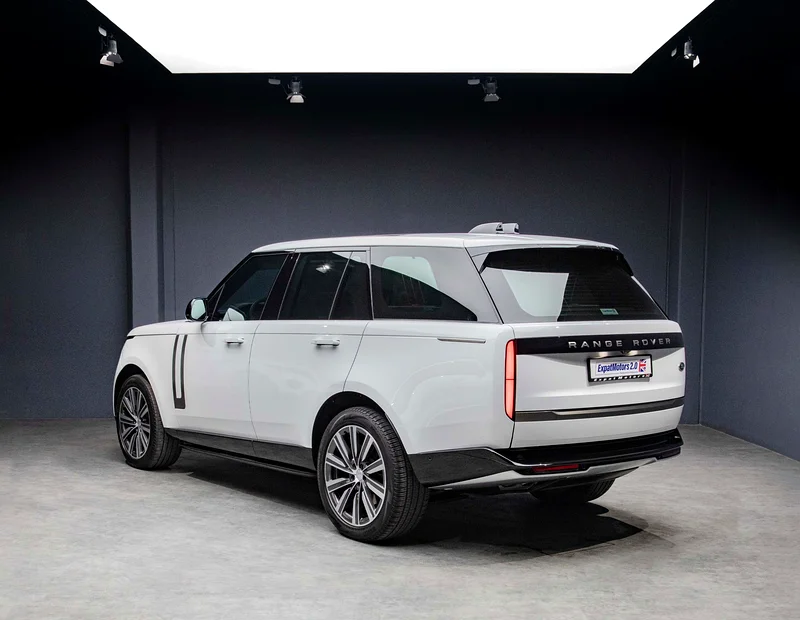 SUMMER PRIVÉ OFFER • 9,625x60 • 0% DP • 2023 Land Rover Range Rover HSE P530 • Land Rover Warranty63612090172546112