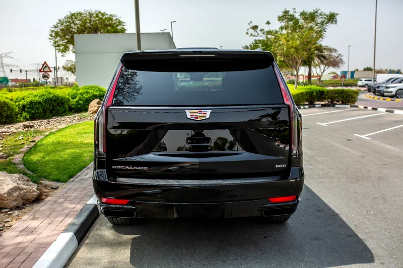 2023 ESCALADE63612058210689112
