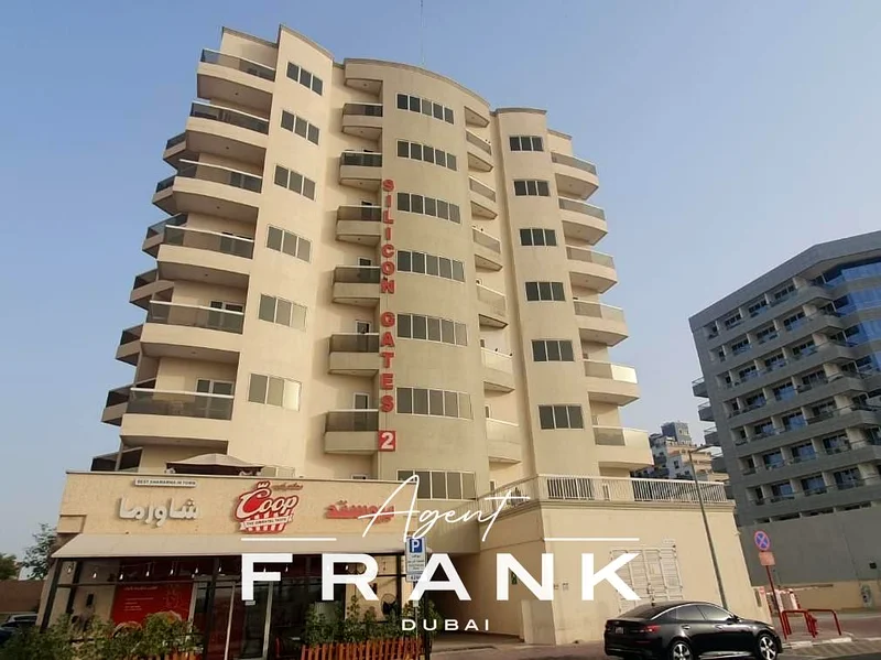 Massive Layout | 1BR | Community Views63747902031491110