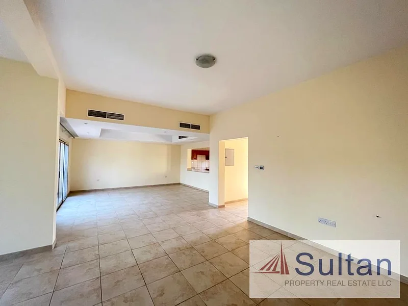 Amazing 3 Bed Lagoon View Beach /Pool /Mall Access63859192115587111