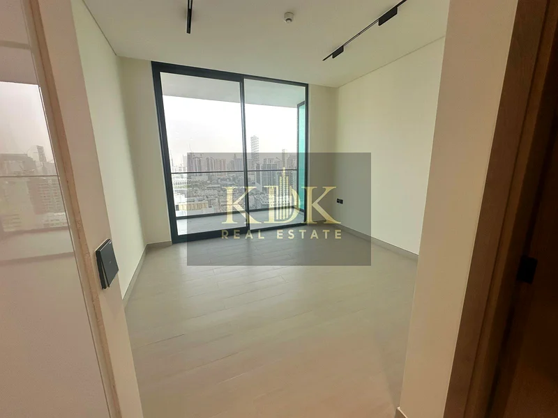 Pool  View | Prime Location | Spacious Unit63785586433667111