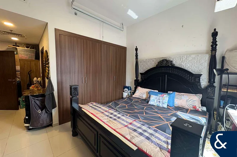 Vacant On Transfer | Pool View | 1Bedroom63972218035074113