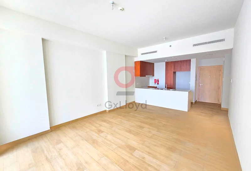 Sea View | Large Balcony | Vacant and Ready63808222202627113