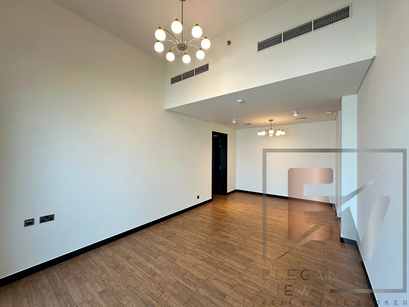 Stylish | Spacious 2R Apartment | Prime Location63767848792835113