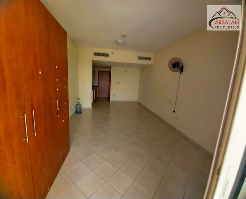غير مفروشة | جاهزة للانتقال | خطة دفع مرنة | استوديو للإيجار للإيجار63654980651011112
